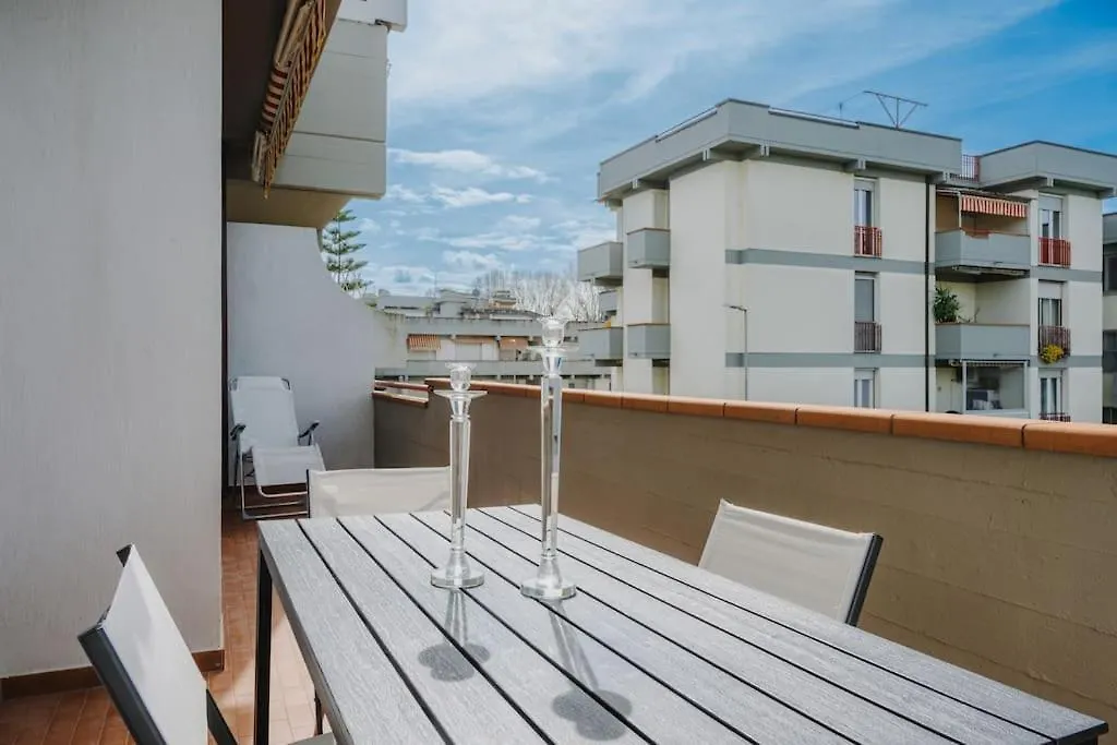 Wonderful House Near The Sea Apartment Viareggio Italy
